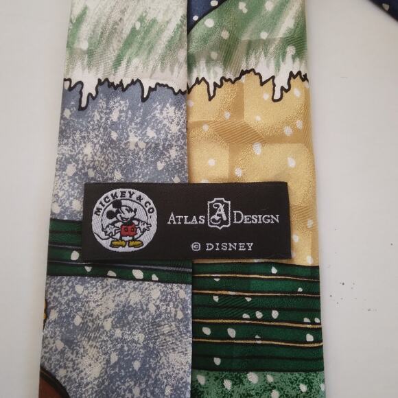 Atlas Design Disney Mickey Mouse Silk Christmas Tie - Picture 4 of 5